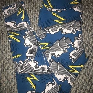 LuLaRoe TC tall and curvy leggings Rainy Day